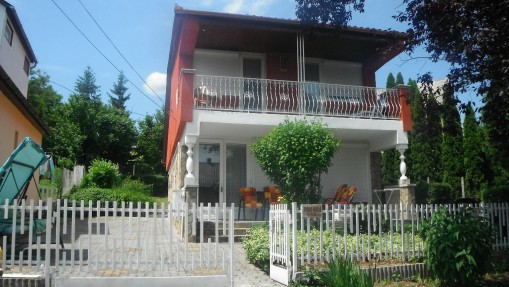   - Doby Apartman Zalakaros