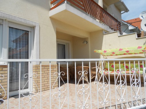   - Berneris Apartman Hévíz