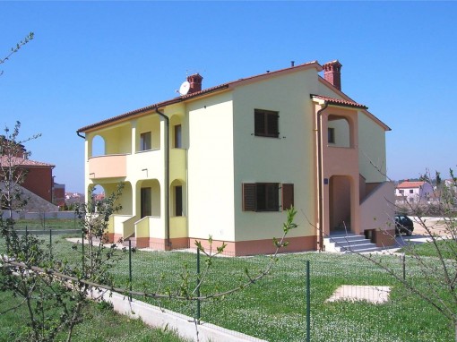   - Apartmani Lipa Pula